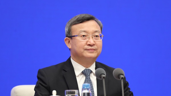 文章附图